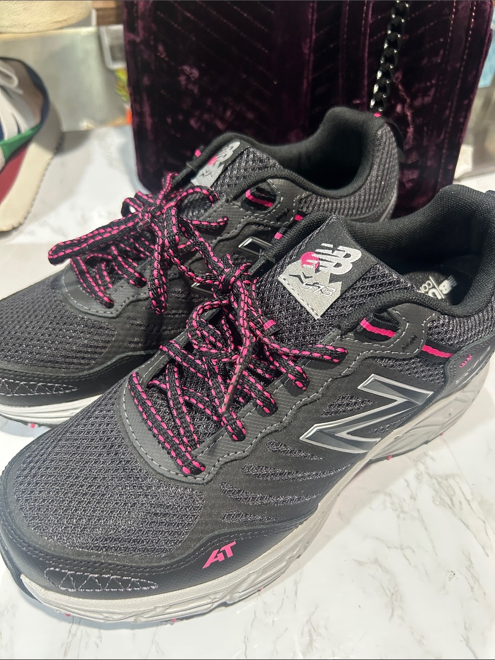 New Balance 573 V3 All Terrain Women’s 8.5 Wide Black Pink Trail Shoes